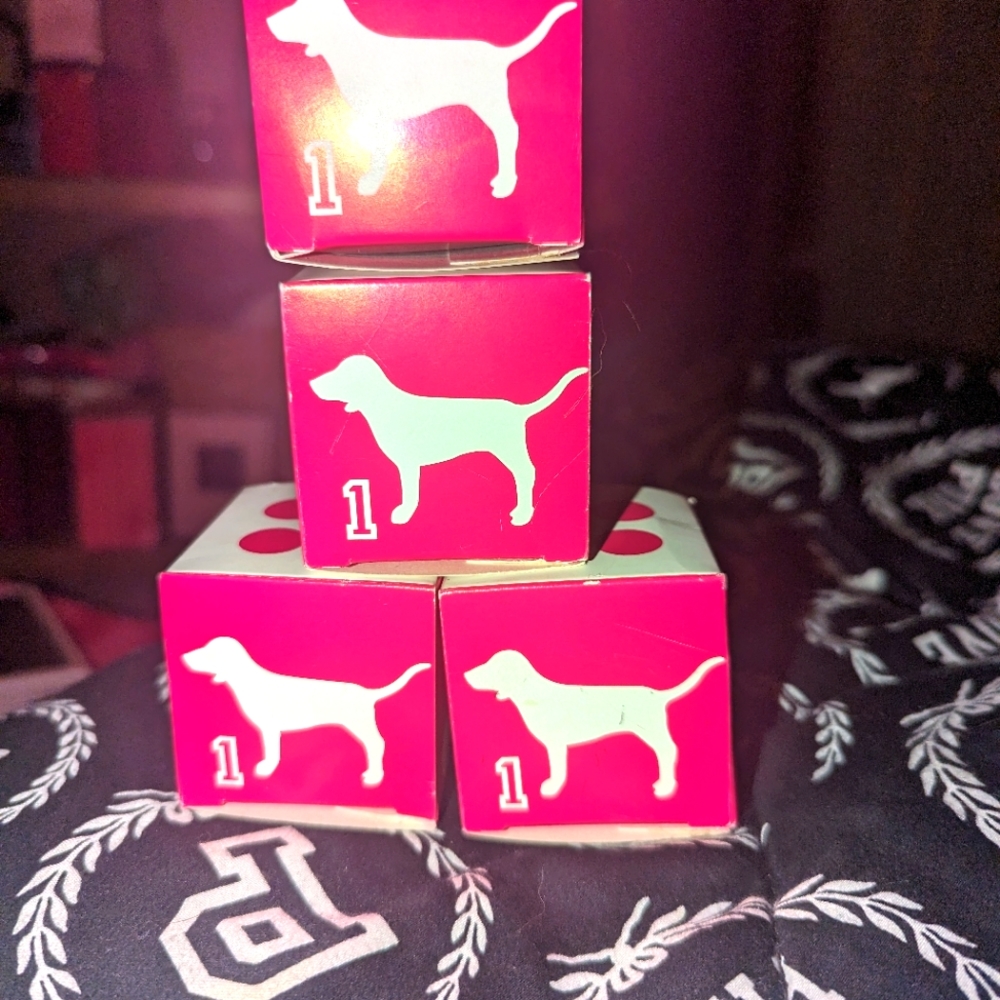 PINK store display